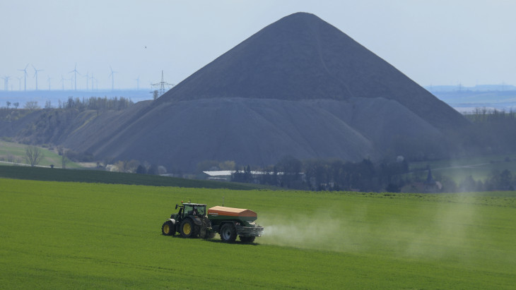 Bányafelügyeleti eljárás alá vonták az Orbán család egyik cégét