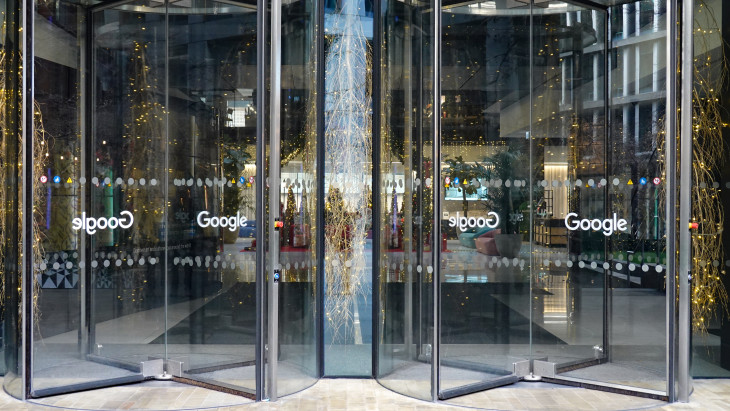 Váratlan fordulat a legnépszerűbb levelezőnél: még csak az USA-ban, de talán majd itthon is elérhető lesz a trükk, amivel pillanatok alatt lecserélheted az e-mail címed