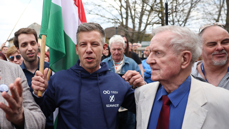 Szívszorító helyzetben magyar nyugdíjasok tömegei – A Tisza-kormányra vár a felzárkóztatásuk