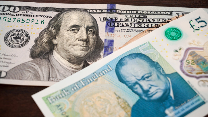 A Morgan Stanley a font gyengülésére játszana a brit költségvetés előtt