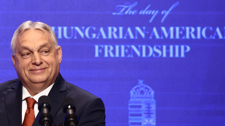 Míg a világ végre demokratizálódni kezdett, Magyarország ebben is különutas