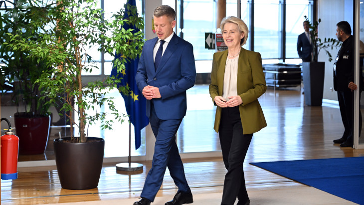 Mától aktív Ursula von der Leyen történelmi paktuma, amit még az új Magyar-kormány sem támogatott