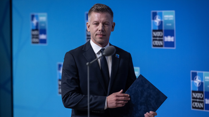 A NATO-csúcson mondta el Magyar Péter, milyen jövőt képzel el Magyarországnak a szövetségen belül
