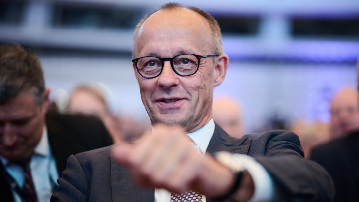 Meglépi az európai vezető: saját magát is kész feláldozni a kőkemény nyugdíjreformért