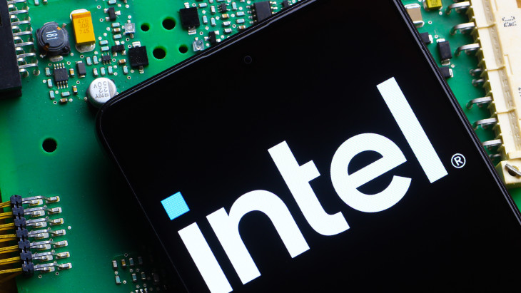 23 százalékot zuhant az Intel