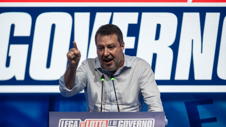 Döntött a pártkongresszus: Matteo Salvini 2030-ig marad a posztján, és elzárná a csapokat Ukrajna előtt