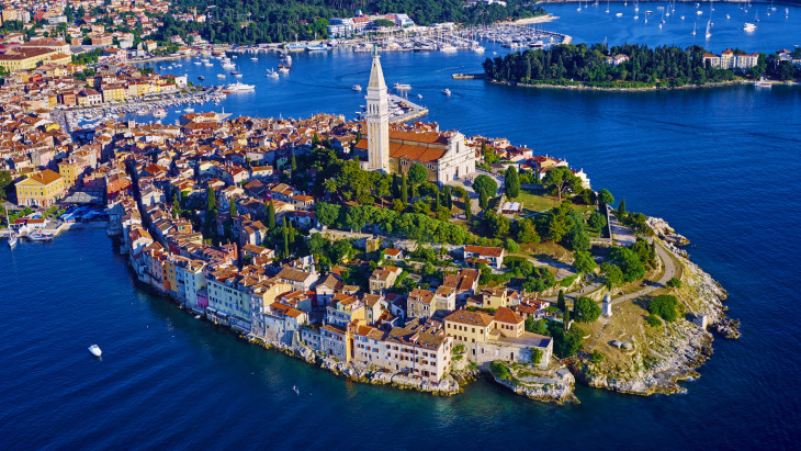 A globális feszültségek átírhatják a szezont Horvátországban – Sokan kivárnak a nyárra