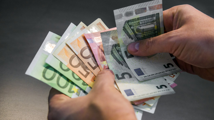 Mellbevágó számok láttak napvilágot Németországról: a vagyon 95 százaléka a nyugatnémeteknél cserél gazdát