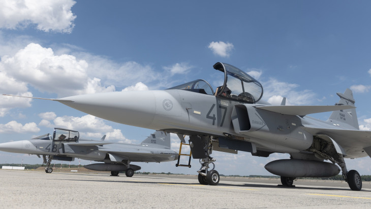 Gripen-baleset: az utolsó pillanatig próbálta menteni a pilóta a 30 milliárd forintos gépet