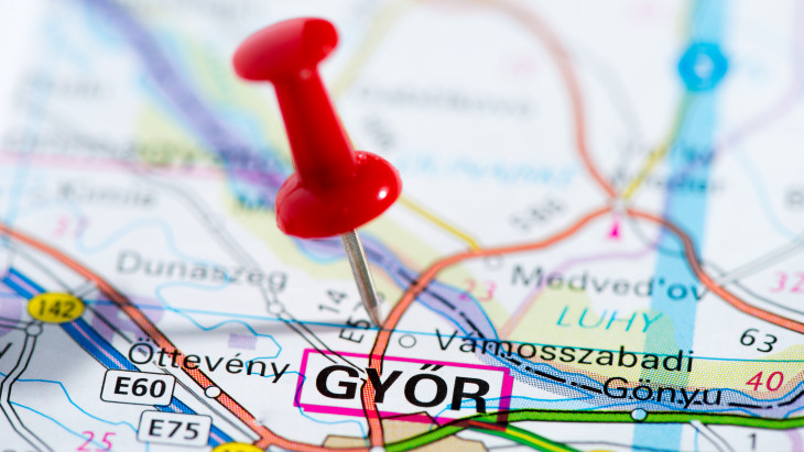 Innen érkezik minden második magyar gyógyszer: hatalmas, környezetbarát központot adtak át