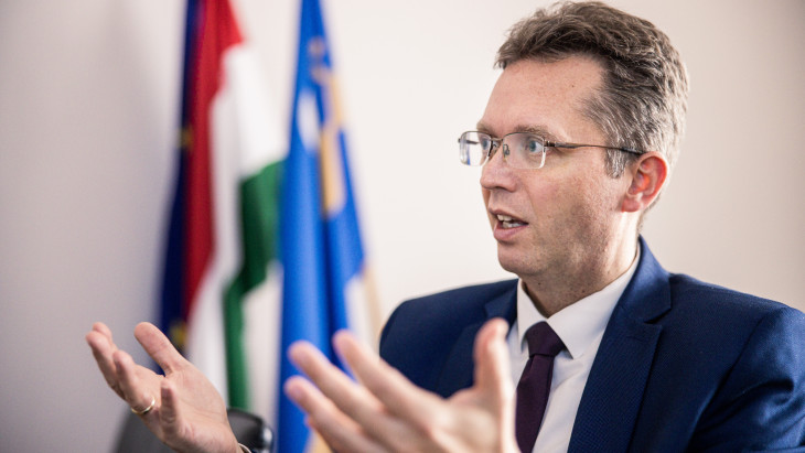 Váratlan fordulat Hankó Balázs támogatásai ügyében: napvilágra került, hogyan csatornáztak be félmilliárdot a 2026-os választási kampányra