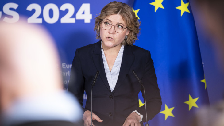 Riadót fújtak Brüsszelben – óriási válság néz ki, ha nem lép az EU