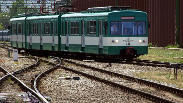 Reagált a minisztérium Vitézy Dávid állításaira: tagadják a HÉV-fejlesztés leállítását