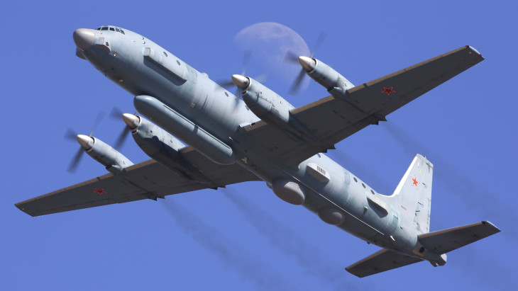 Felszálltak az F-16-osok: orosz katonai repülőgépet fogtak a NATO keleti szárnyánál