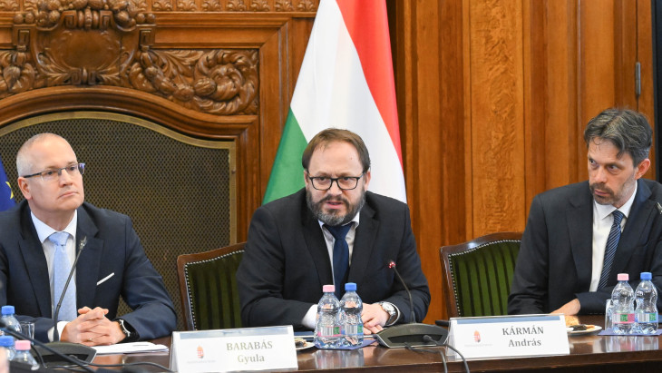Elárulta a Pénzügyminisztérium: így írja át a kormány a költségvetést