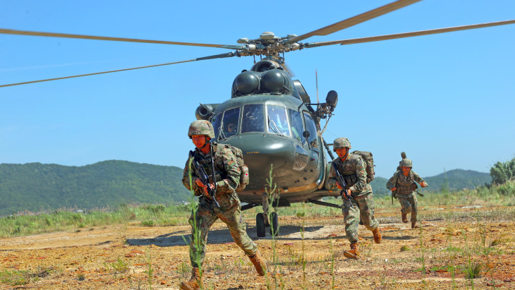Tanulságos precedens: mindent megváltoztathat Amerika húzása a távol-keleti lőporoshordóban