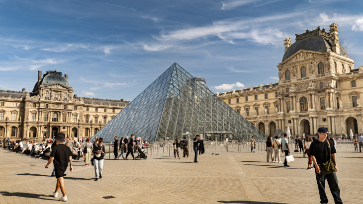 Újraindul a Louvre, de a problémák nem oldódtak meg