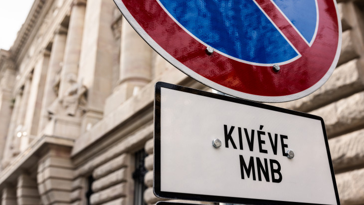 Harapófogóban van az MNB – Kitart még a türelem?