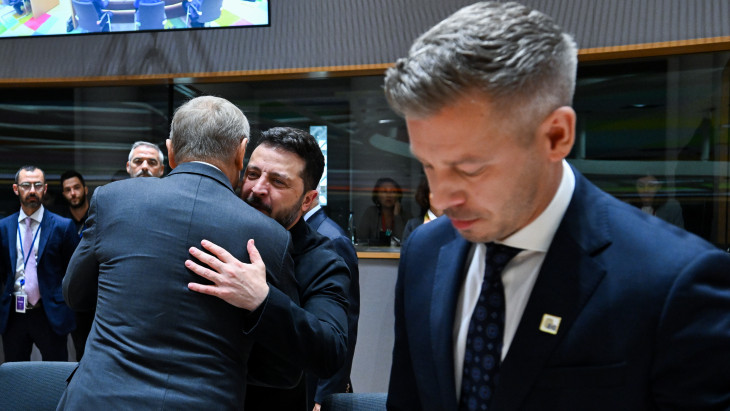 Véget ért az EU-csúcs: kemény vitákba állt bele Magyar Péter, de a legfőbb kérdések megválaszolatlanok