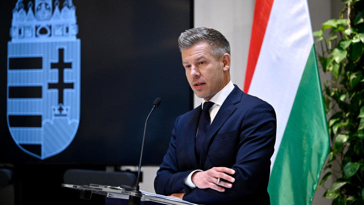 Így megy neki az Állami Számvevőszéknek a Tisza-kormány