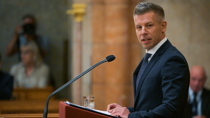 Döntött a Tisza-kormány: takarékossági programot hirdetett az állami cégeknél