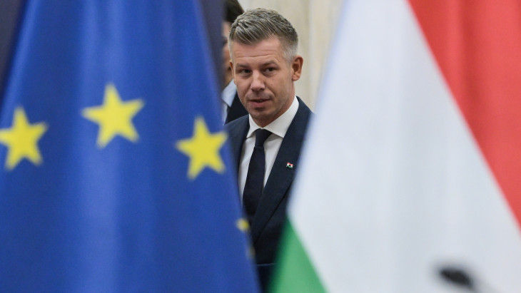Tisza-kormány: '56-ra emlékezik az ország, Matolcsy Ádám ellen elfogatóparancs van érvényben