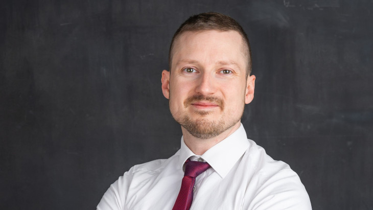 Váratlan javaslat a polgármestertől: új pótlékkal oldanák meg a rendőrök nehéz anyagi helyzetét a fővárosban