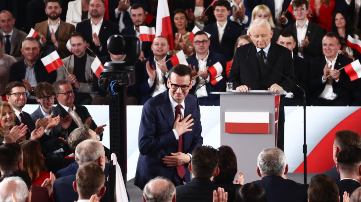 Megindult a belháború: a szemünk láttára hullik darabjaira az egykori kormánypárt – Tényleg vége az illiberalizmusnak Lengyelországban?
