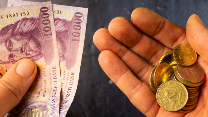 Érdemes még karácsony előtt eurót váltani? Mutatjuk, mit üzen most a forint!