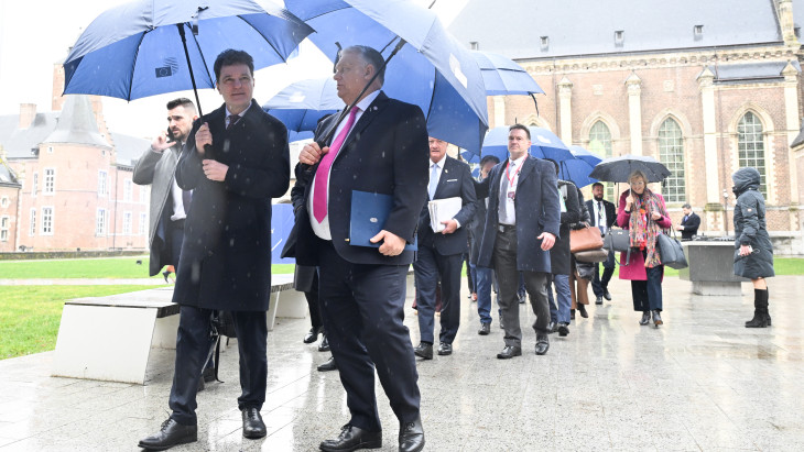 Húsz év után megint ott tartunk, hogy az EU próbálja visszagörbíteni az uborkát – belháború lett belőle