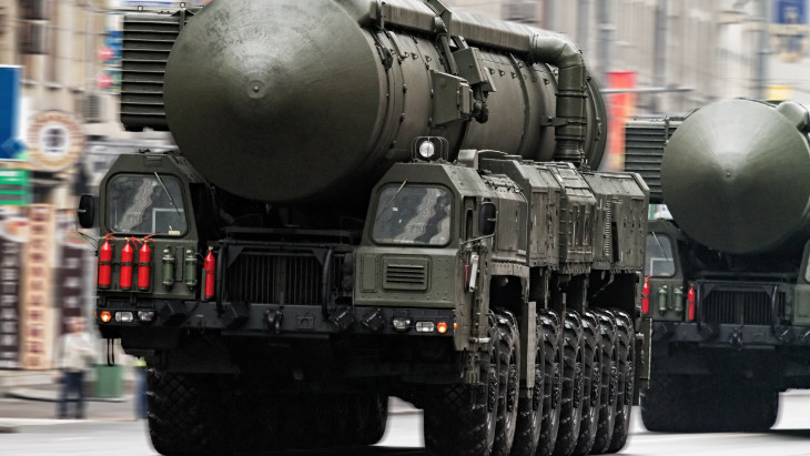 Atomfegyvereket rántott elő Oroszország - Elmondta a NATO, mi lesz, ha Putyin megindítja a csapást