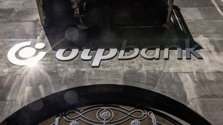 Közel 300 milliárd forintos negyedéves profit az OTP-nél