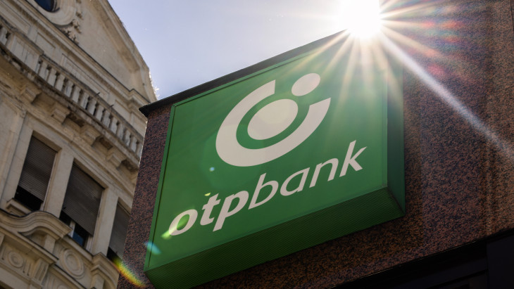 Fordulat az OTP-nél, jöhet a teljes orosz kivonulás