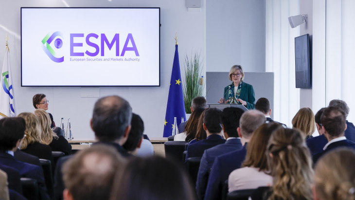 Szuperhatóságot építene az EU, de a dolgozók nem bíznak a vezetésben