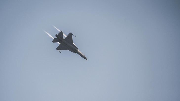 Alaposan bevásárol a világ egyik legszegényebb országa: számos JF-17 vadászgéppel gazdagodnak