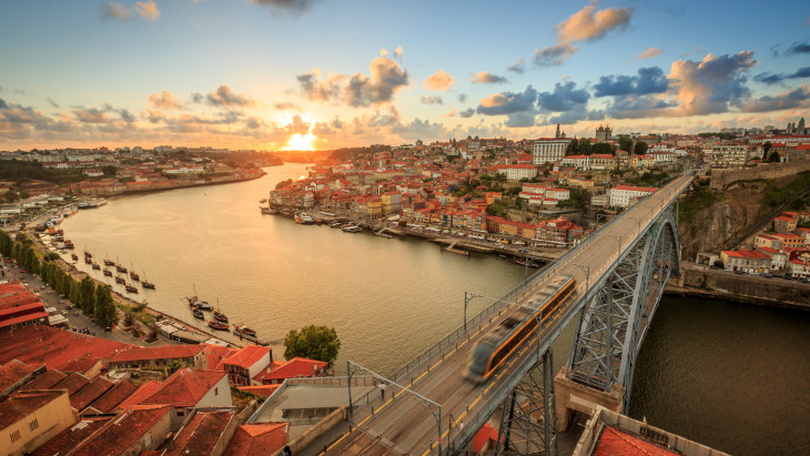 Az alkotmánybíróság torpedózta meg a bevándorlási törvényt, áll a bál Portugáliában