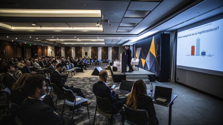 Jön az év eleji ingatlanos bemelegítés a legkiválóbb szakértőkkel − Most a legjobb árakon regisztrálhat!