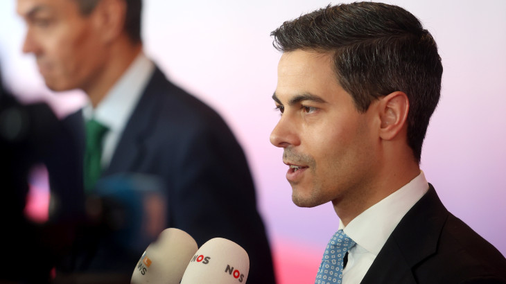 Gondolkozik a nyugat-európai állam: megvan, melyik távoli országba szállíthatják az elutasított menedékkérőket