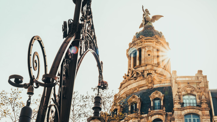 Adócsapda leselkedik a magyar családokra: a külföldre költözött gyerekek miatt úszhat el az örökség egy része