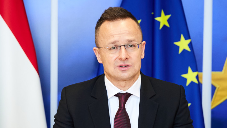 Döntött a rendőrség a Szijjártó Péter idején kiadott gyanús diplomataútlevelek ügyében