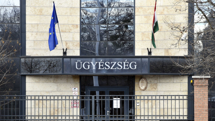 Aranykonvoj-ügy: a főügyészhelyettes célszerűségi okokból magához vonta az eljárást