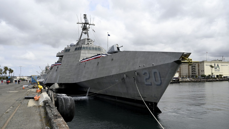 Váratlanul ott bukkant fel egy amerikai hadihajó, ahol senki sem számított rá