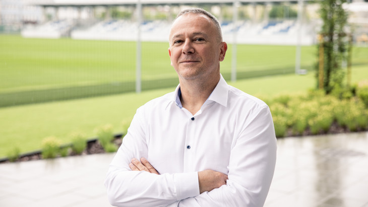 Új szereplő a magyar oktatásban: nemzetközi díjnyertes programokkal érkezik a magyar szolgáltató