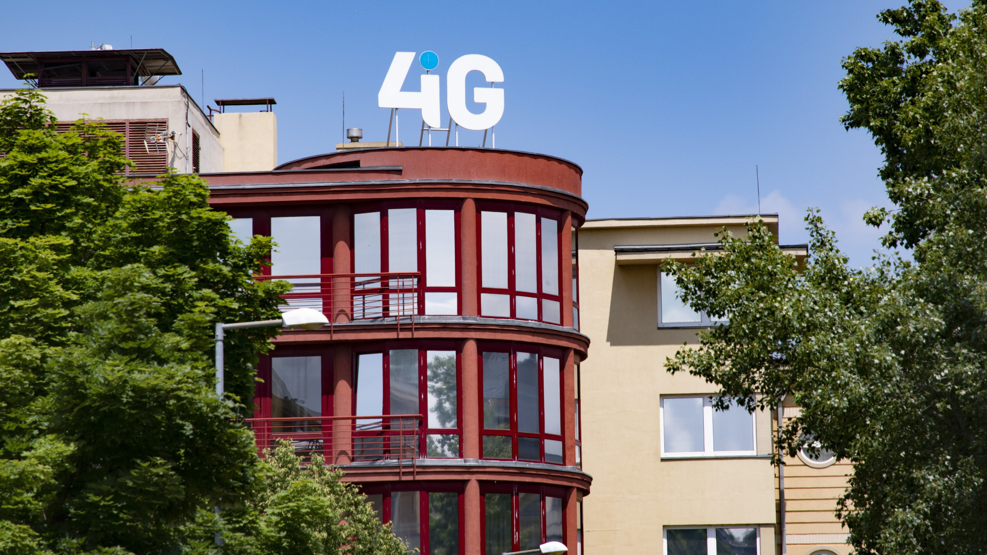 Együttműködési megállapodást kötött a kormány és a 4iG - Óriási beruházás jön