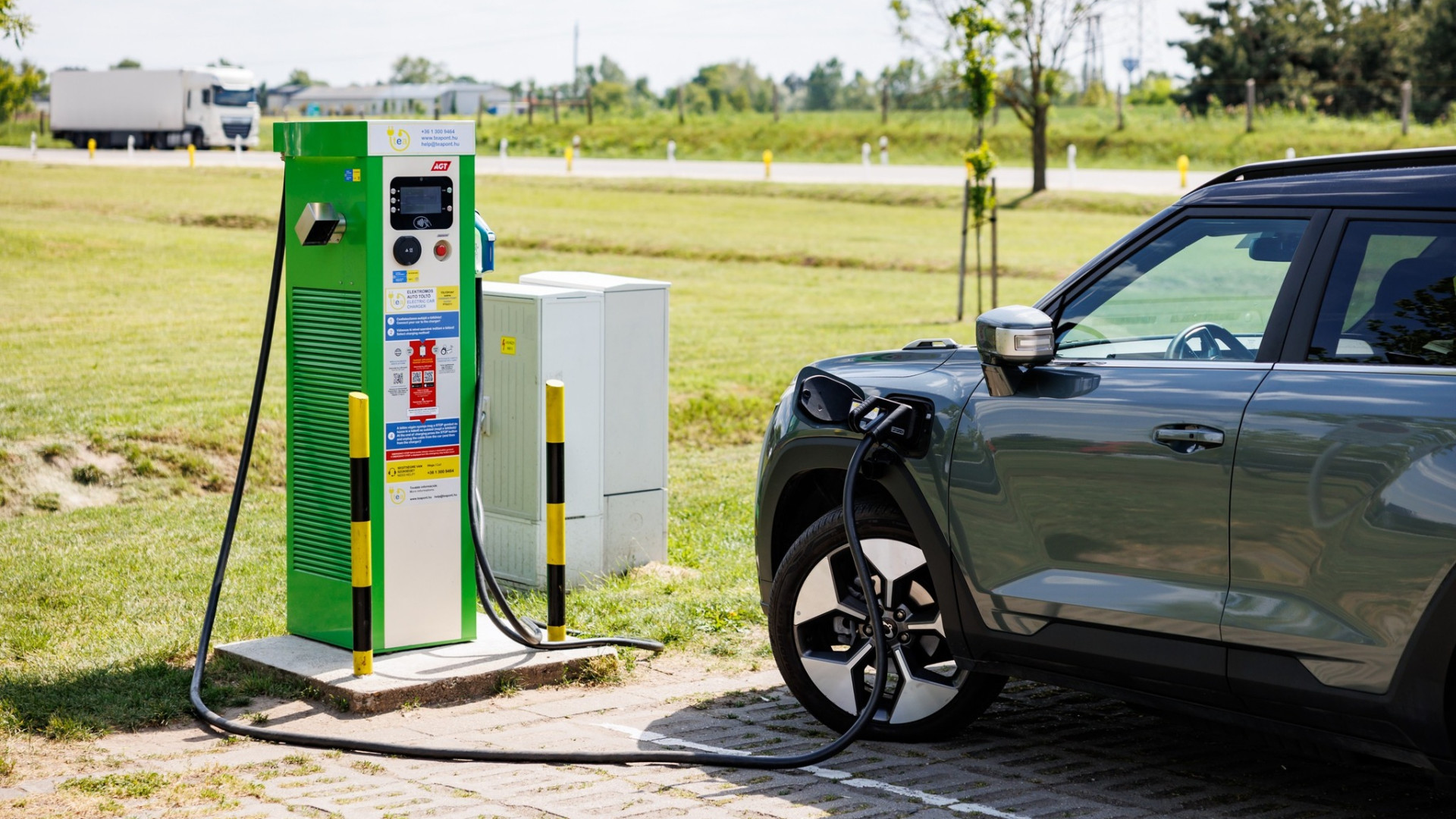 Hihetetlen tempót diktál Magyarországon az elektromos autópiac