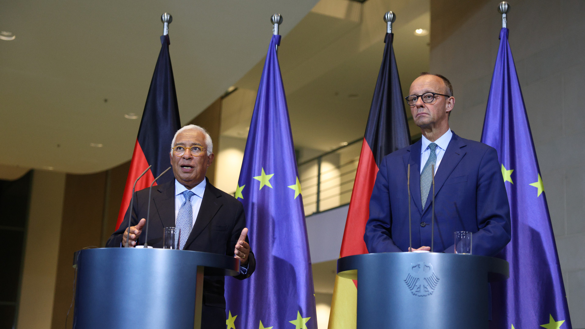 Csattogtatják az ostort a németek – Merz masszív lazításokhoz köti a közös fellépést