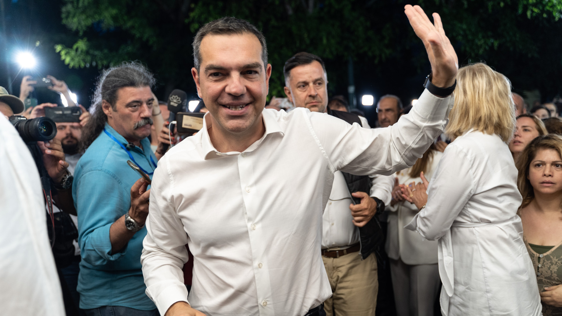 Visszavonul az európai politika fenegyereke, de van egy csavar a történetben