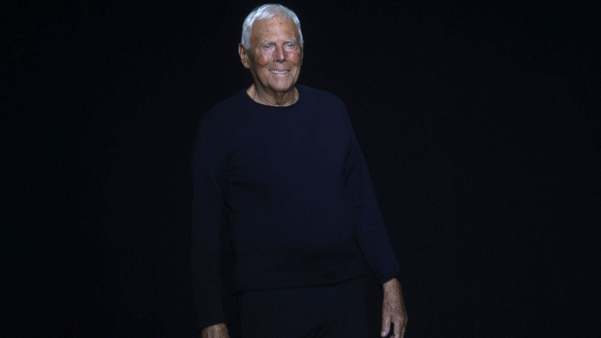 Elhunyt a divatvilág legendája, 91 évesen meghalt Giorgio Armani – Forrás: Portfolio.hu