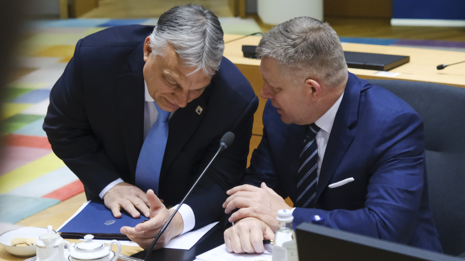 Átnyúlnak Orbán és Ficó feje felett - feltörhetik a 200 milliárdos brüsszeli perselyt