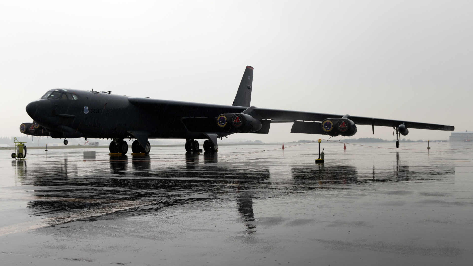 Még több fegyvert küldhet Trump a feszült térségbe: minden jel szerint háború készül